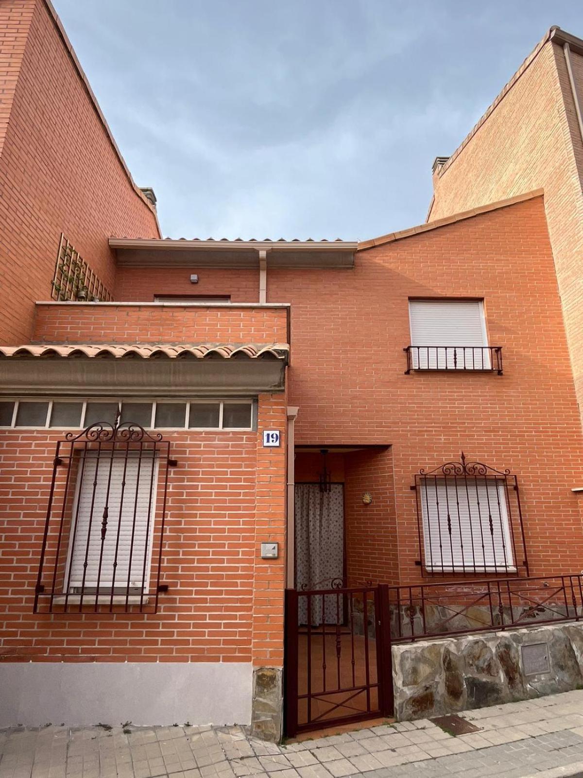 La Madriguera De Toledo Villa Bargas ภายนอก รูปภาพ